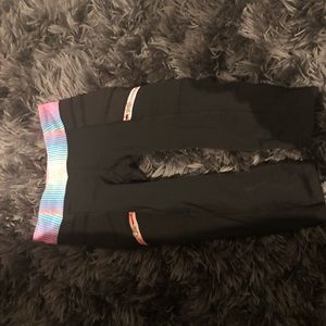 Super cute ivivva leggings!